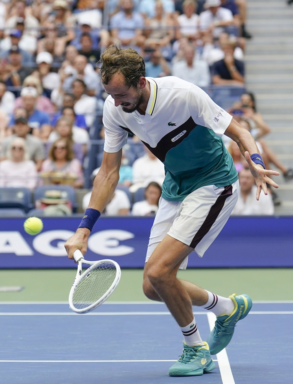 美网鏖战戴维斯杯，梅德韦杰夫惊艳四座