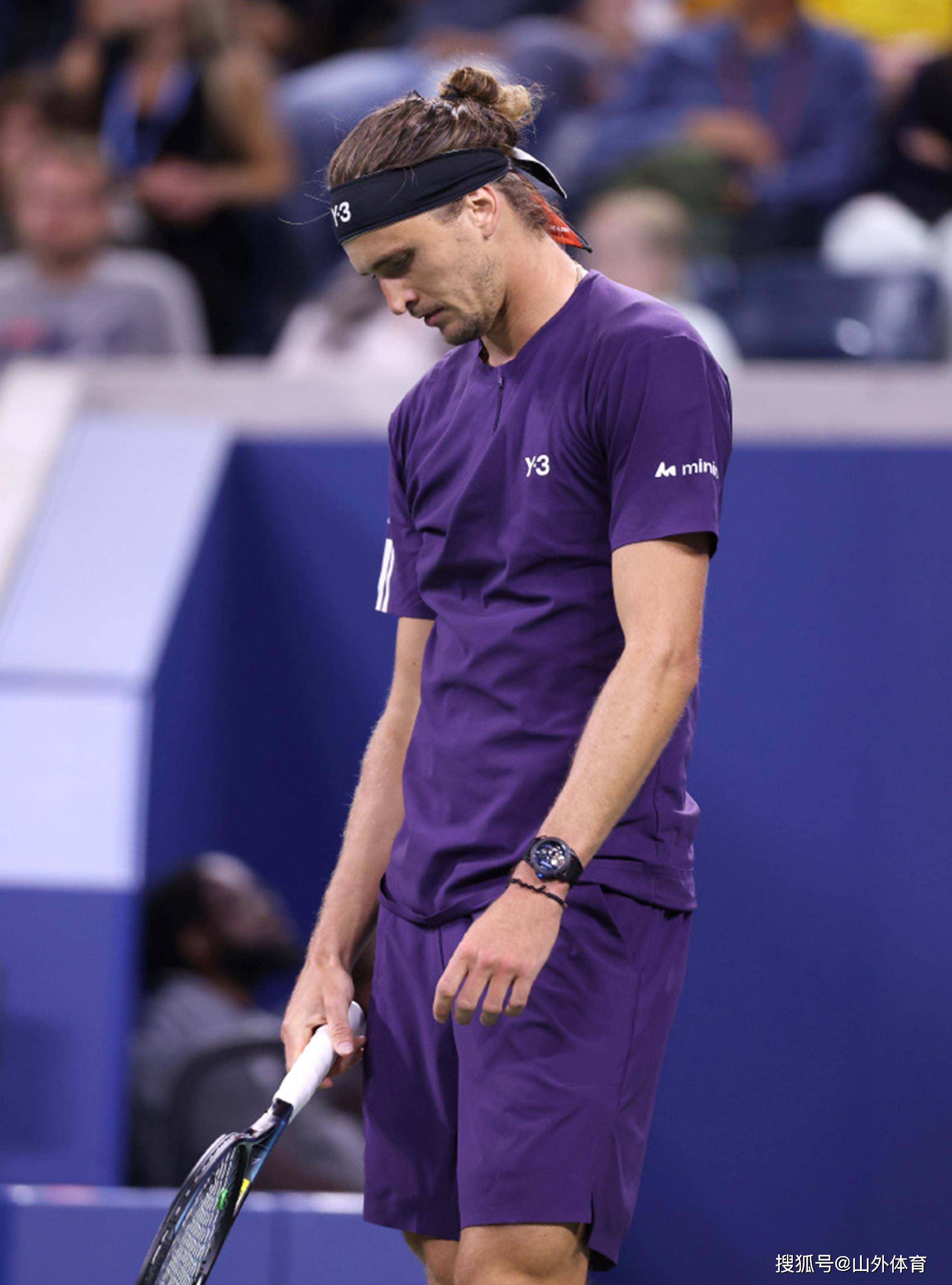 蒙特卡洛大师赛鏖战法网，兹维列夫高光表现